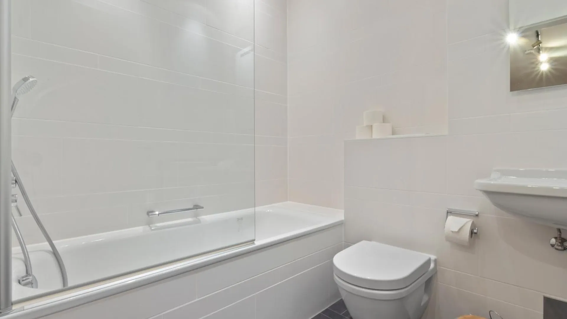 Flatista Homes - Nymphenburg Suites München