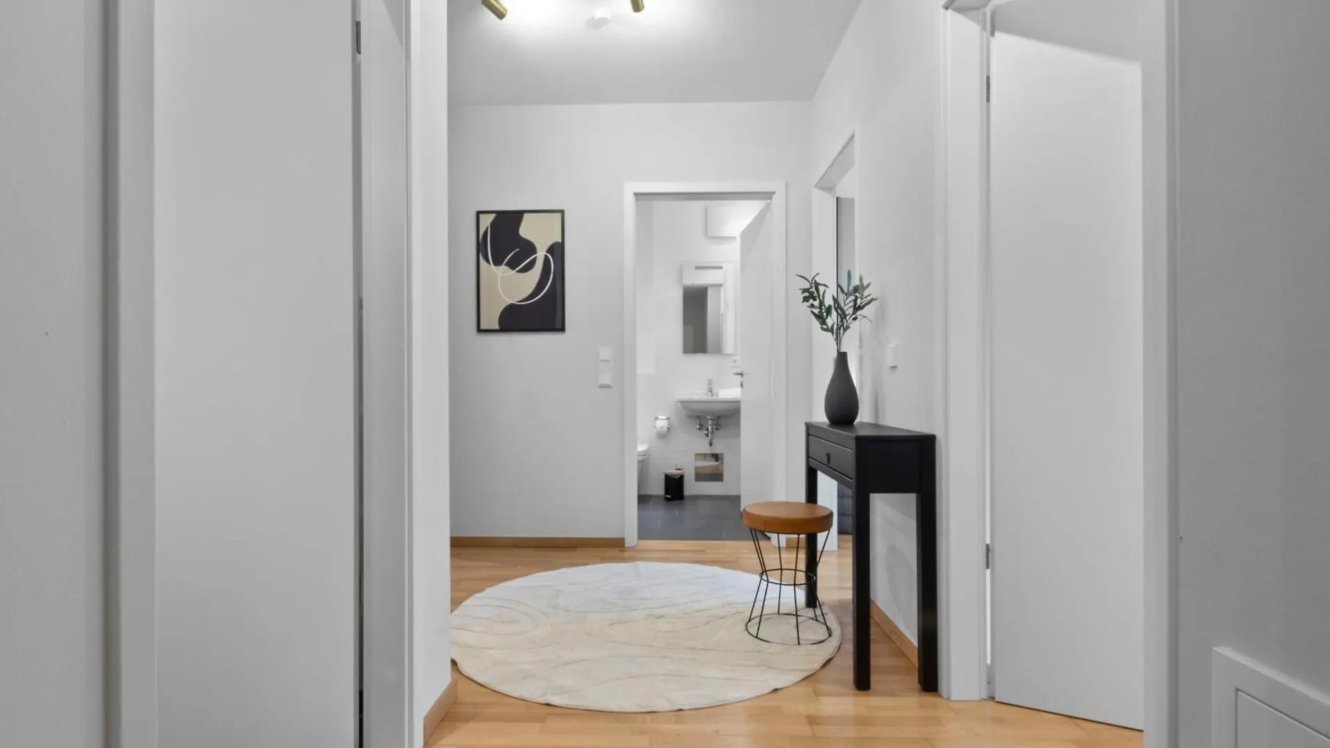 מינכן Flatista Homes - Nymphenburg Suites