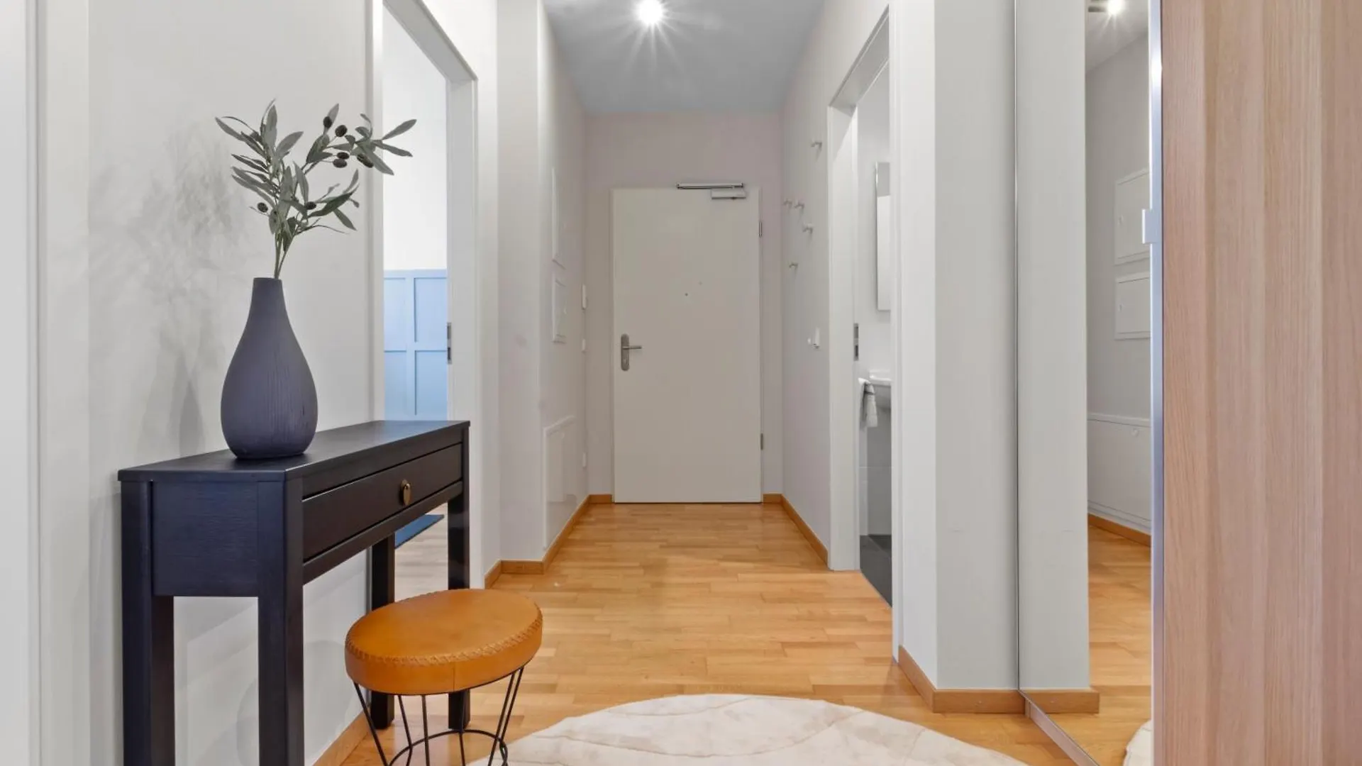 מינכן Flatista Homes - Nymphenburg Suites גרמניה