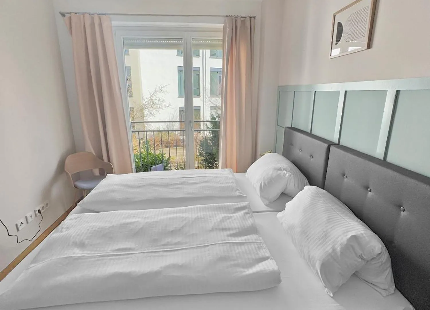 מינכן Flatista Homes - Nymphenburg Suites 0*,  גרמניה